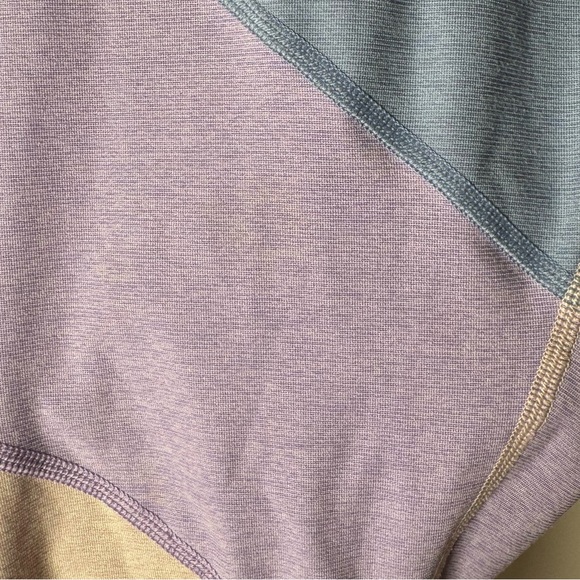 Outdoor Voices Colorblock 7/8 Blue Purple Pink Leggings sz M Spring. - Picture 6 of 7